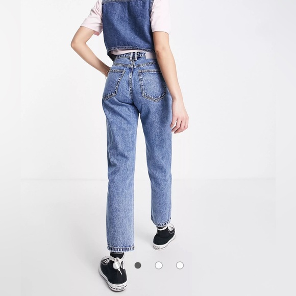 Pull & Bear High-waist Mom Jeans - Picture 3 of 8